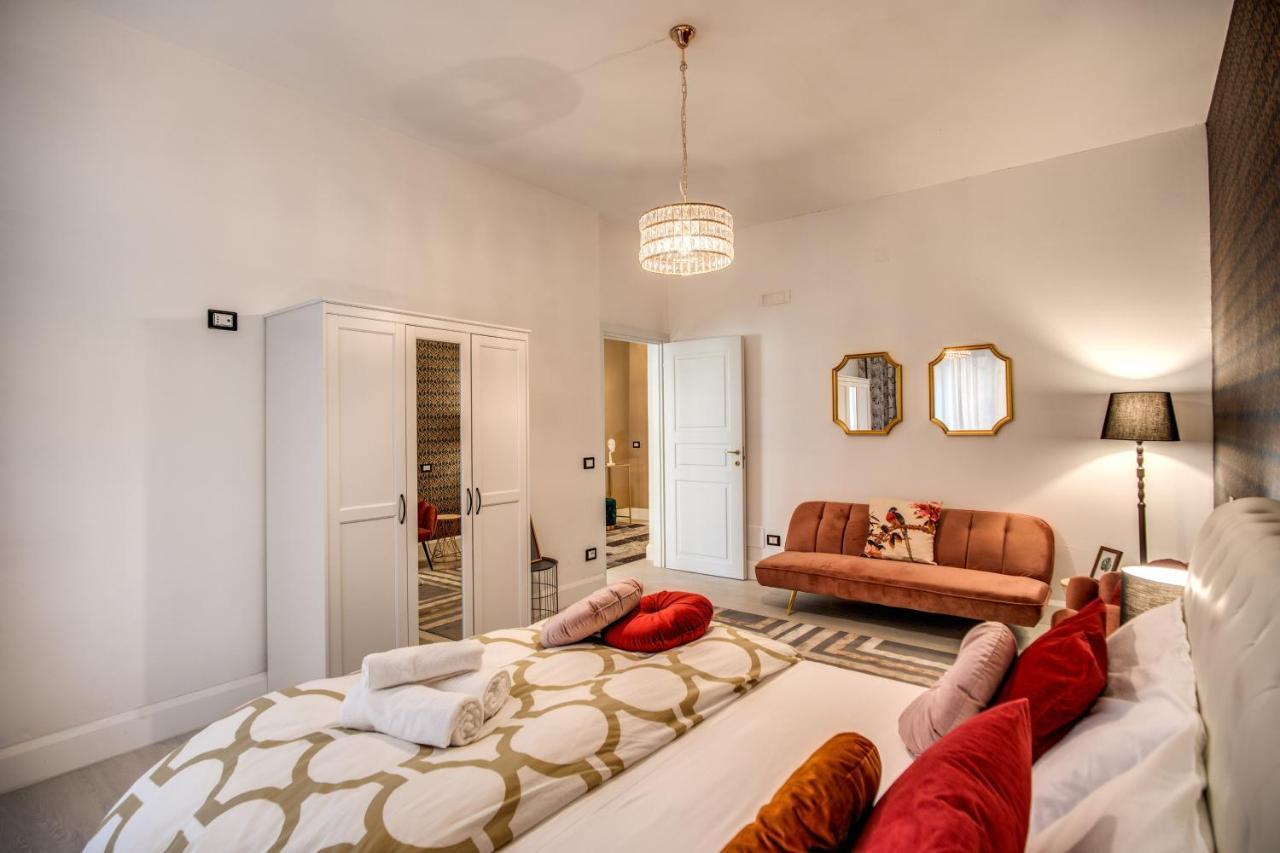 Aweshomeitaly - White Mirrors Apartment بيزا المظهر الخارجي الصورة