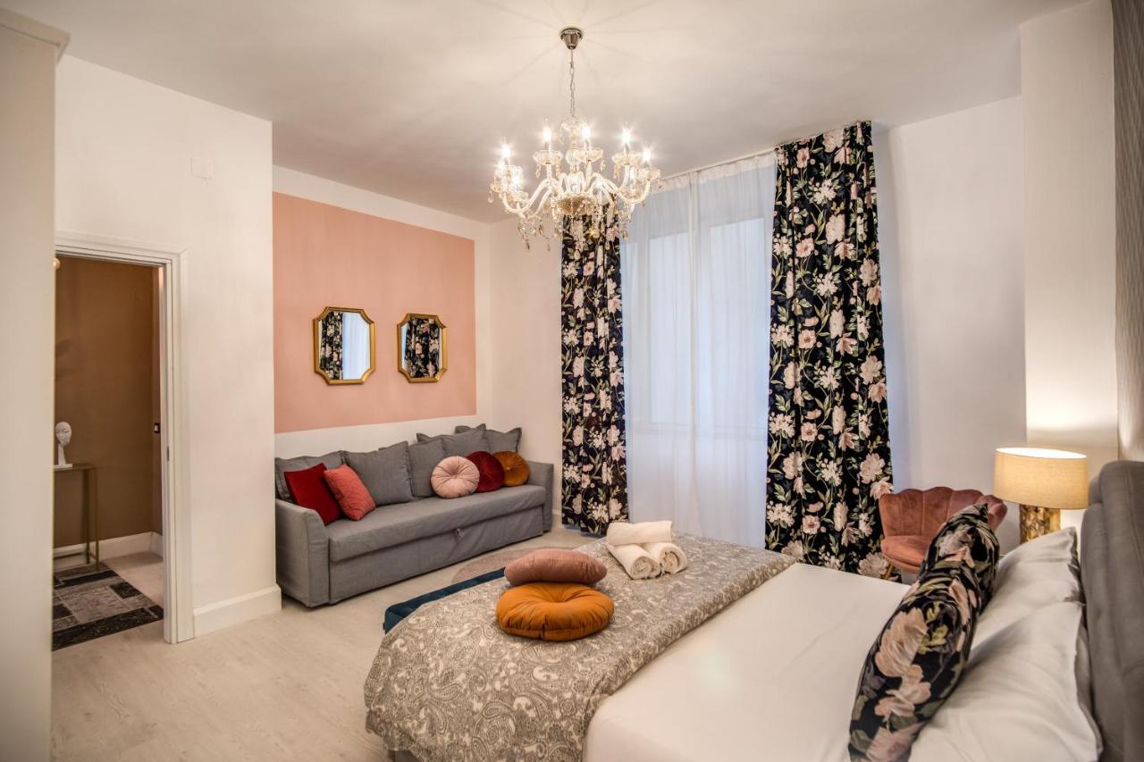 Aweshomeitaly - White Mirrors Apartment بيزا المظهر الخارجي الصورة