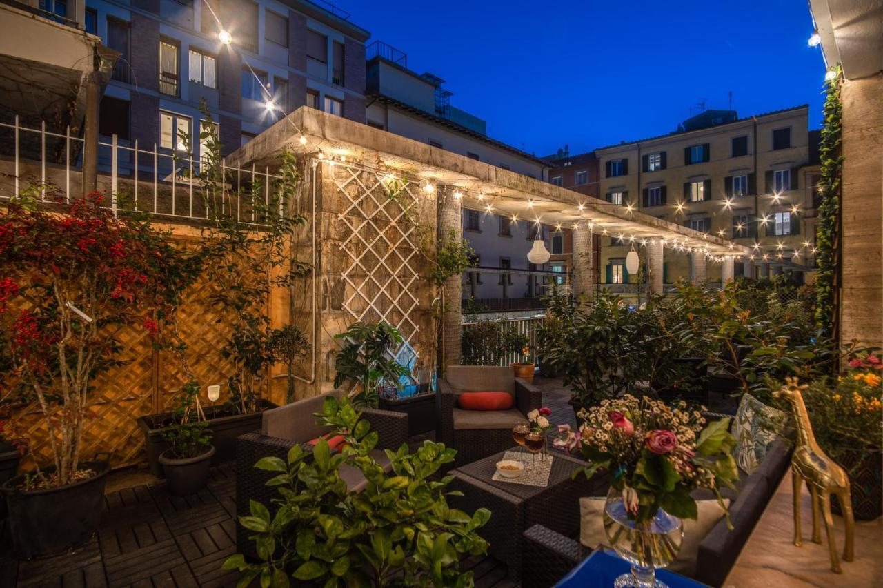 Aweshomeitaly - White Mirrors Apartment بيزا المظهر الخارجي الصورة