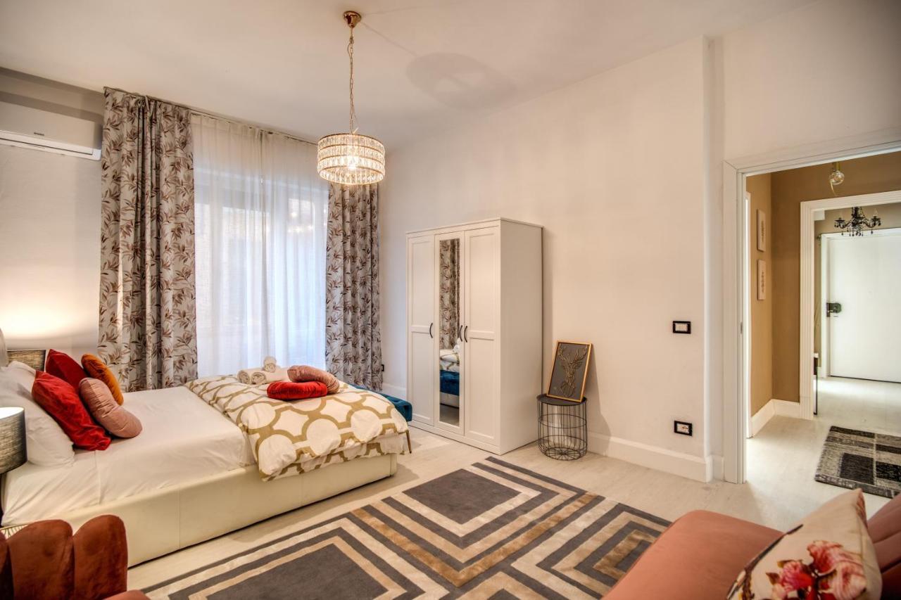 Aweshomeitaly - White Mirrors Apartment بيزا المظهر الخارجي الصورة