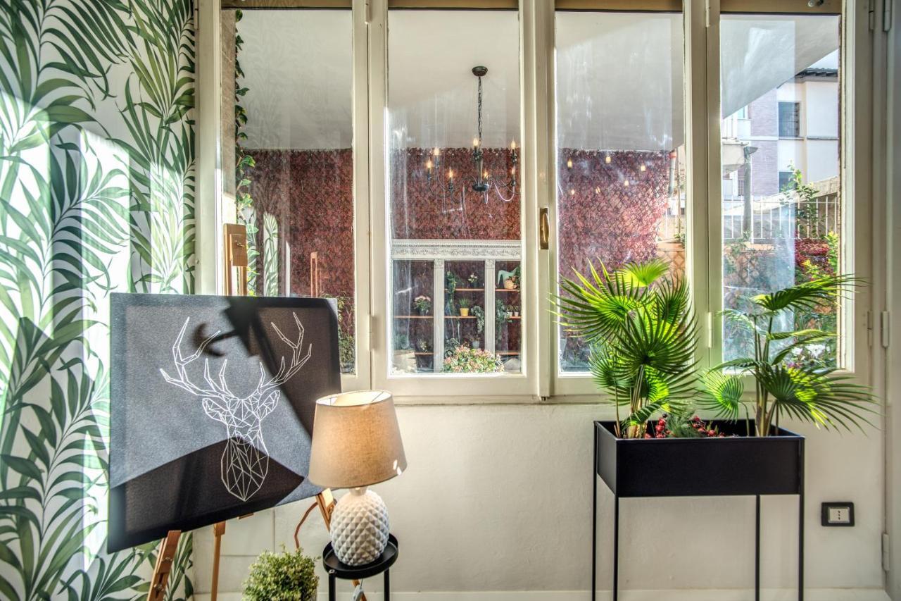 Aweshomeitaly - White Mirrors Apartment بيزا المظهر الخارجي الصورة