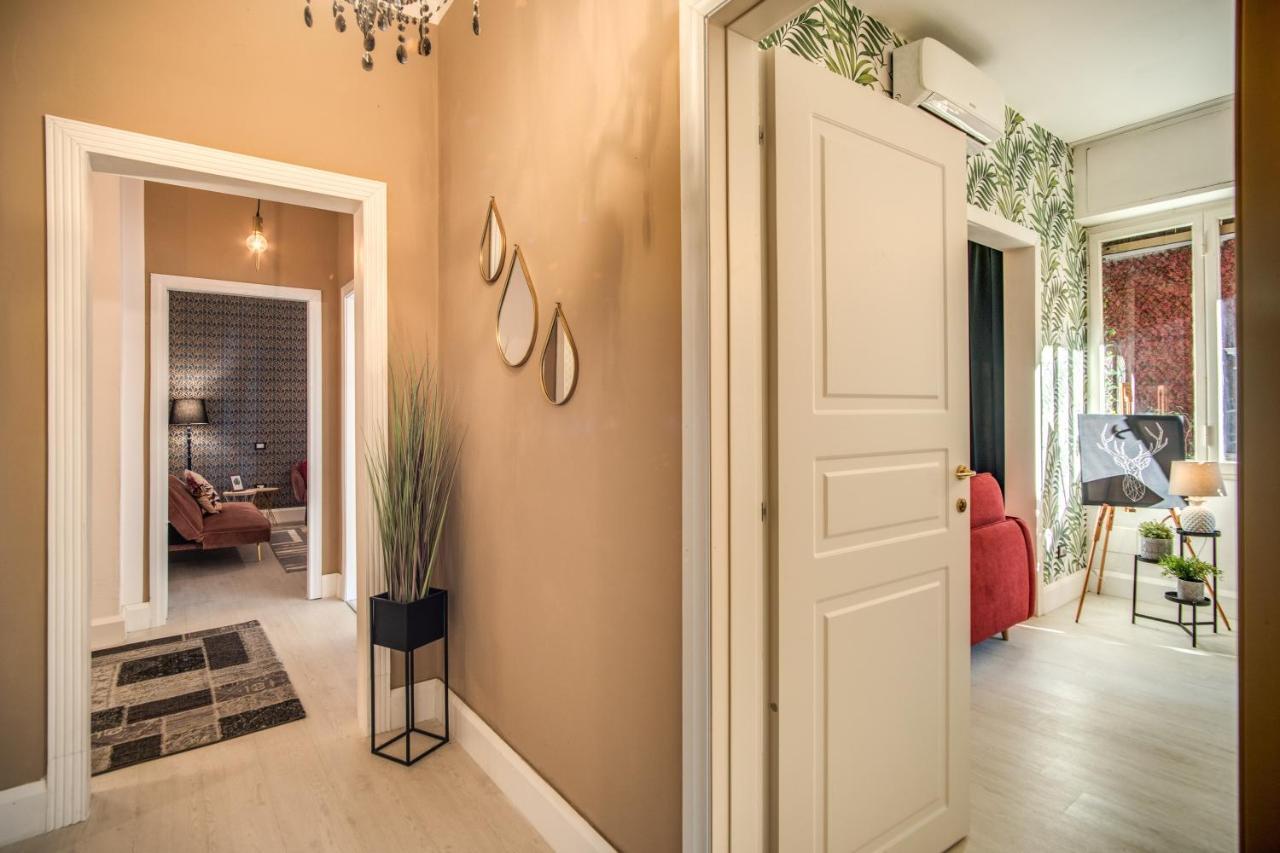 Aweshomeitaly - White Mirrors Apartment بيزا المظهر الخارجي الصورة