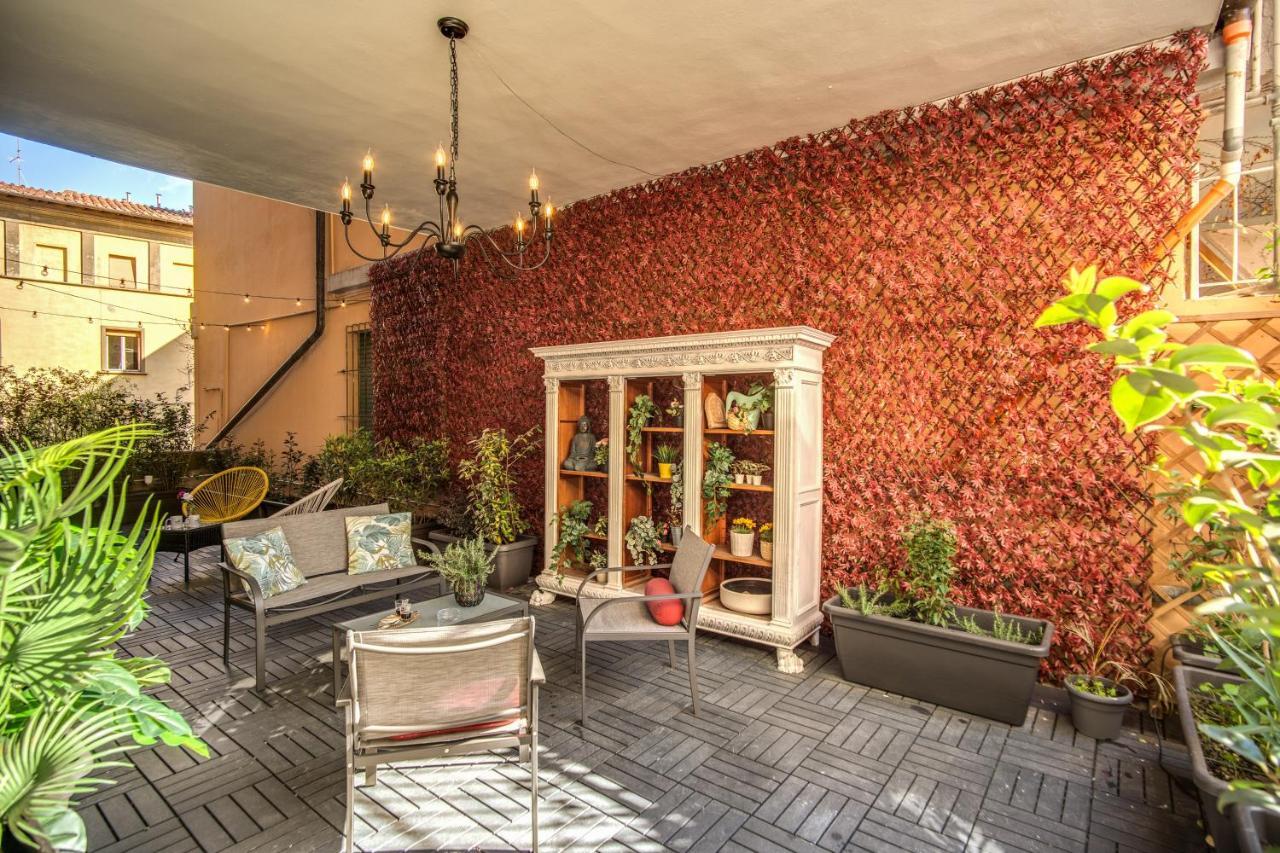 Aweshomeitaly - White Mirrors Apartment بيزا المظهر الخارجي الصورة