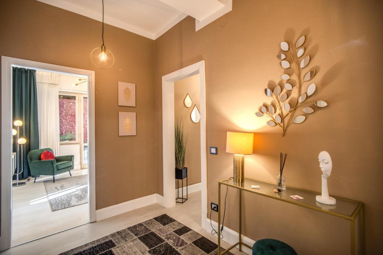 Aweshomeitaly - White Mirrors Apartment بيزا المظهر الخارجي الصورة