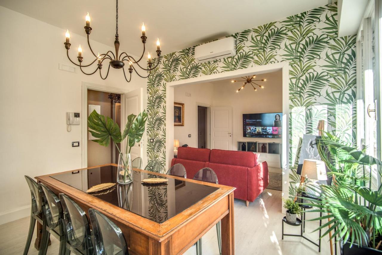 Aweshomeitaly - White Mirrors Apartment بيزا المظهر الخارجي الصورة