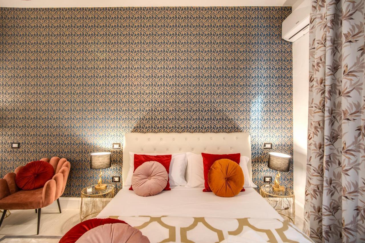 Aweshomeitaly - White Mirrors Apartment بيزا المظهر الخارجي الصورة